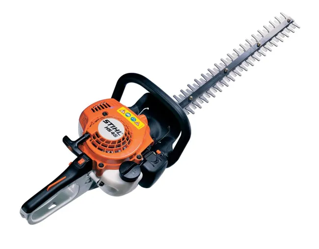 Cortasetos de gasolina STIHL HS45, 27,2 cc L.60 cm